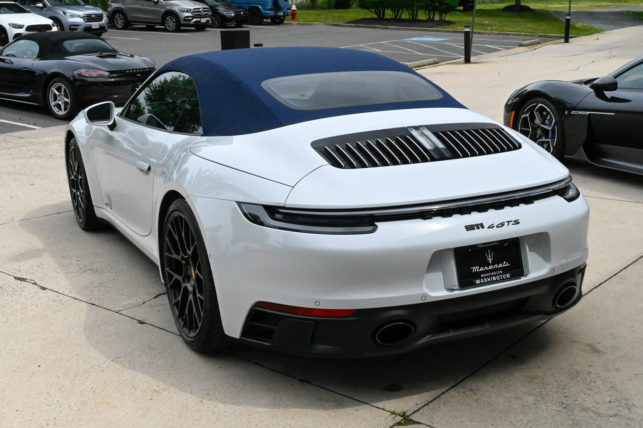 Used 2023 Porsche 911 Carrera 4 GTS AWD/4WD image 7