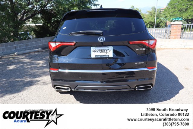 Used 2023 Acura MDX w/ Advance Package AWD/4WD image 5