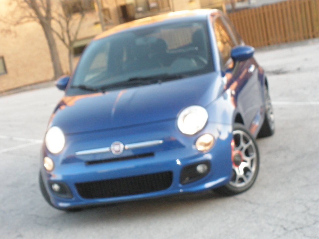 Used 2012 FIAT 500 Sport w/ Safety & Sound Pkg FWD image 7
