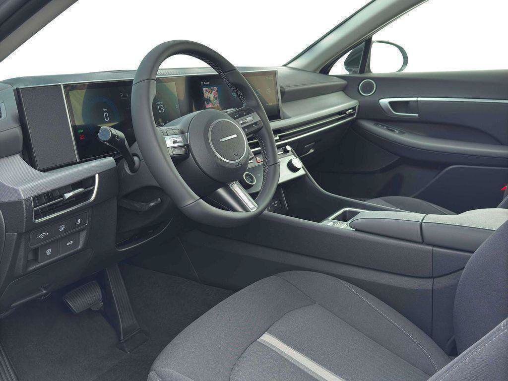 New 2026 Hyundai Sonata SEL FWD image 14