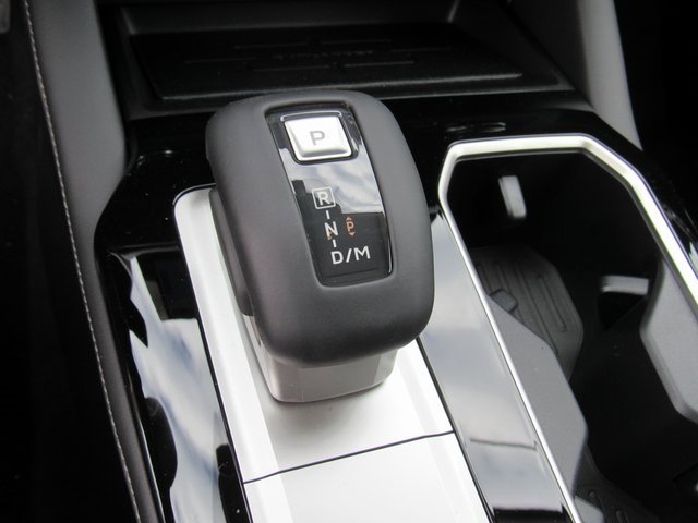 New 2026 Mitsubishi Outlander SE image 19