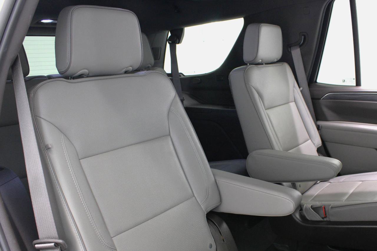 Used 2022 GMC Yukon SLT w/ SLT Premium Package image 46