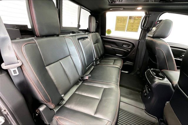 Used 2024 Nissan Titan PRO-4X w/ Pro-4x Convenience Package AWD/4WD image 18