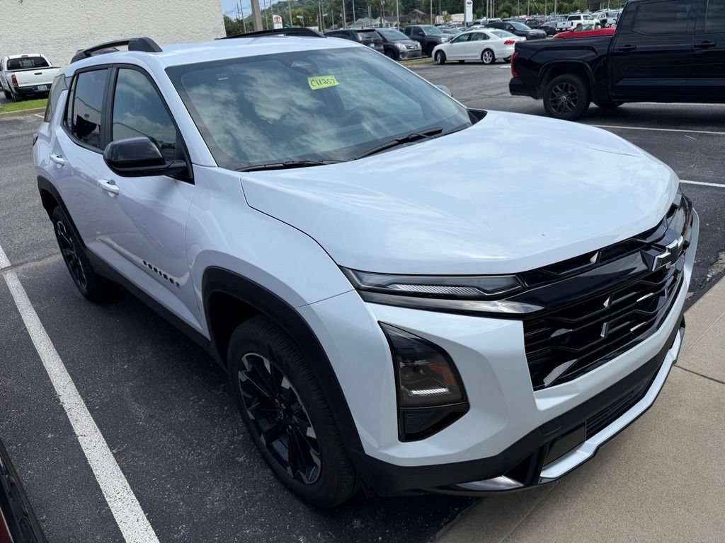 New 2027 Chevrolet Equinox RS FWD image 3