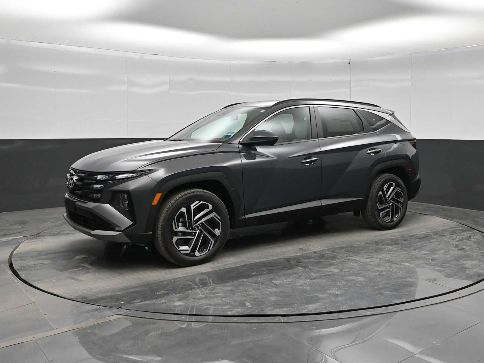 New 2026 Hyundai Tucson SEL Plus AWD/4WD image 1