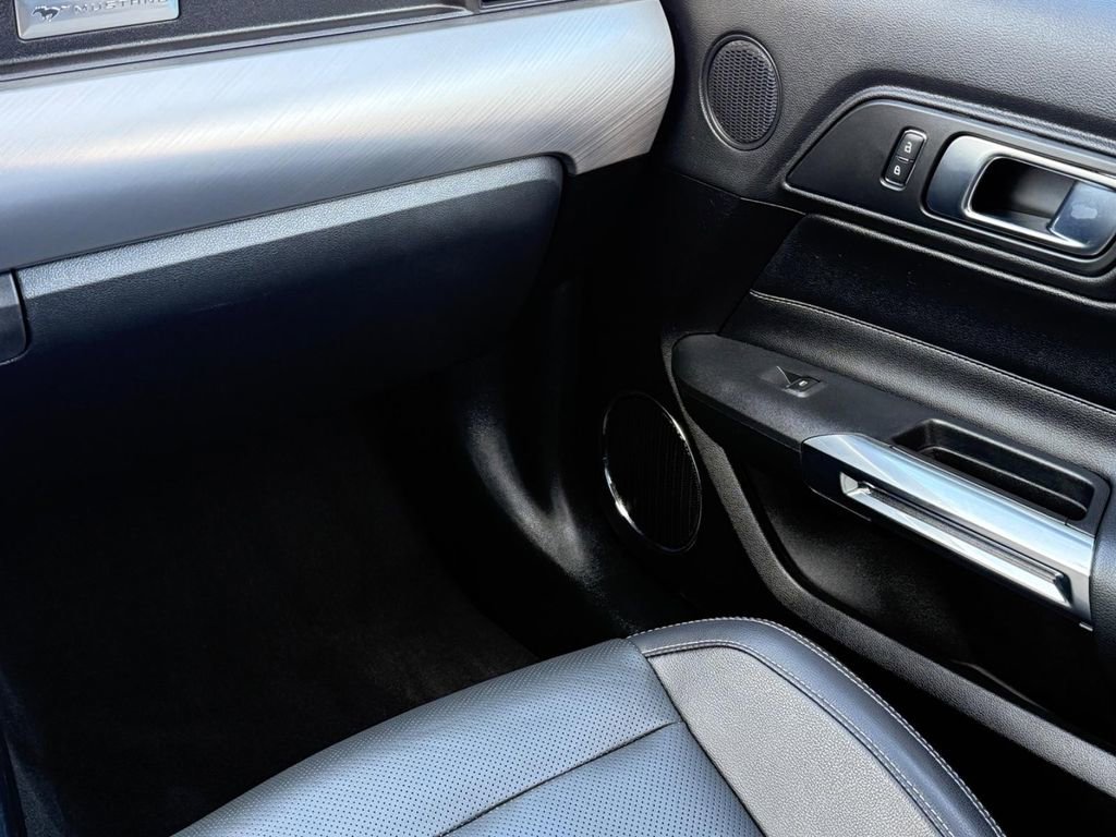 Used 2022 Ford Mustang GT Premium image 14