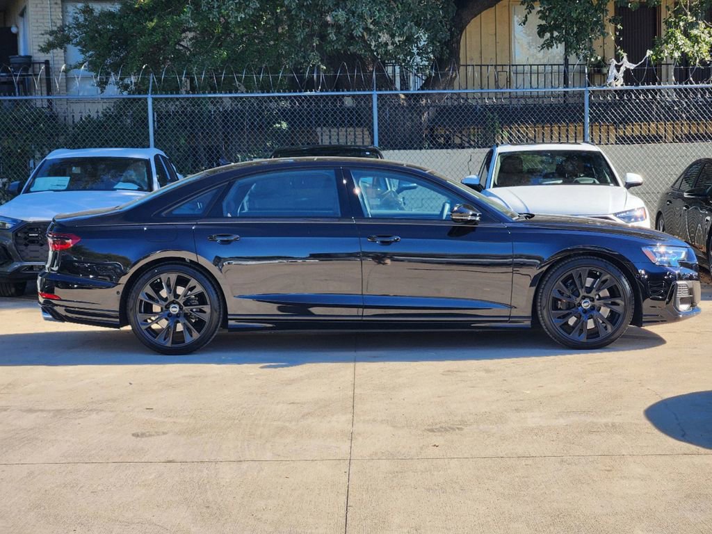 New 2025 Audi S8 4.0T image 7