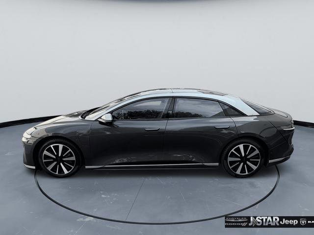 Used 2023 Lucid Air Grand Touring image 7