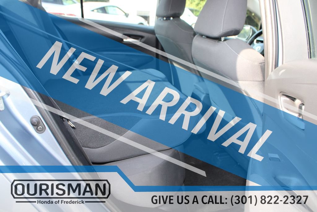 Used 2020 Toyota Corolla LE FWD image 12