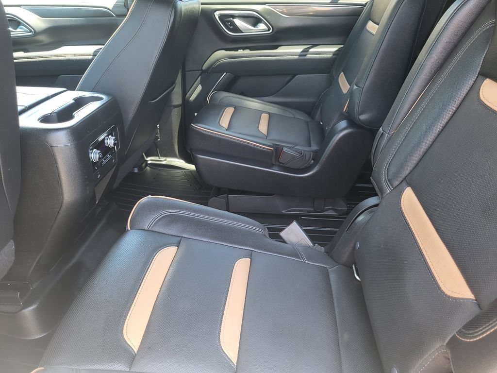 Used 2022 GMC Yukon XL AT4 AWD/4WD image 30