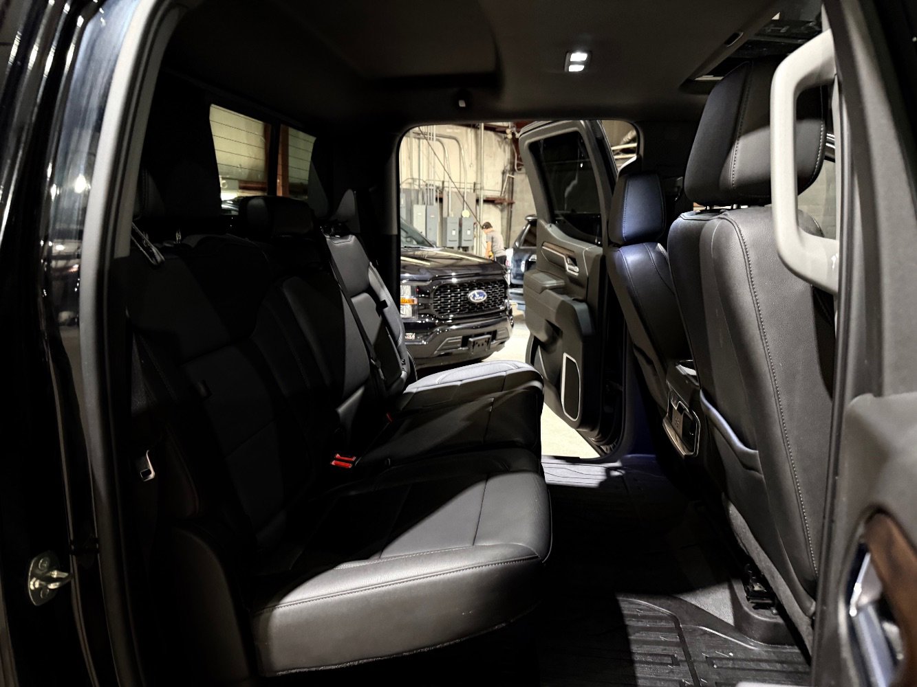 Used 2022 GMC Sierra 1500 SLT w/ SLT Convenience Package AWD/4WD image 23