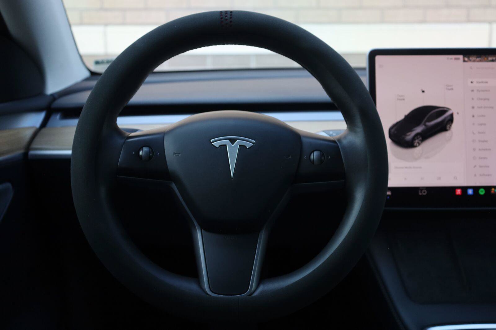 Used 2023 Tesla Model Y Long Range AWD/4WD image 31