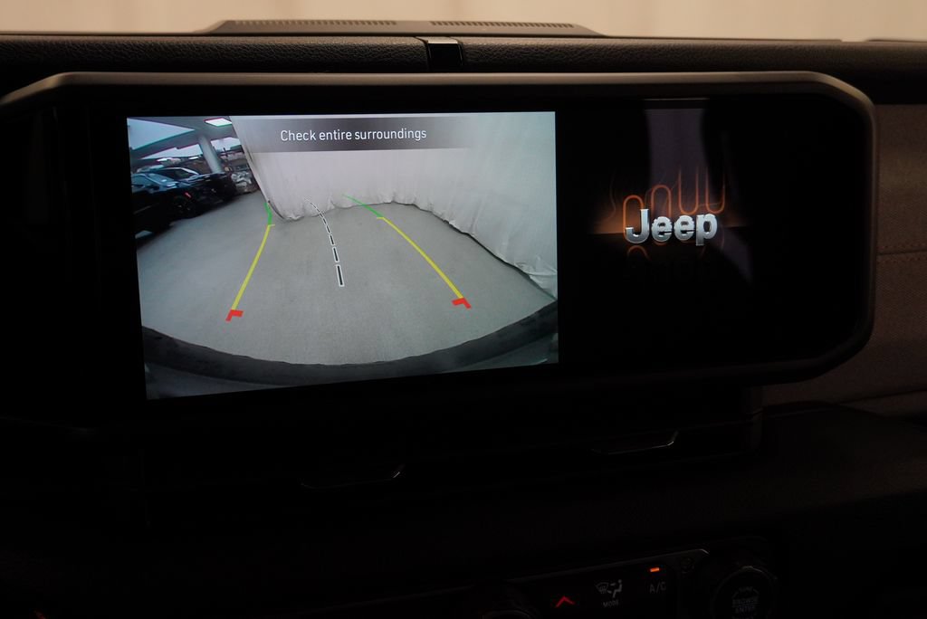 Used 2024 Jeep Wrangler Unlimited Sport AWD/4WD image 33