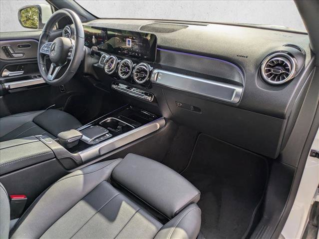 Used 2023 Mercedes-Benz EQB 300 4MATIC image 21
