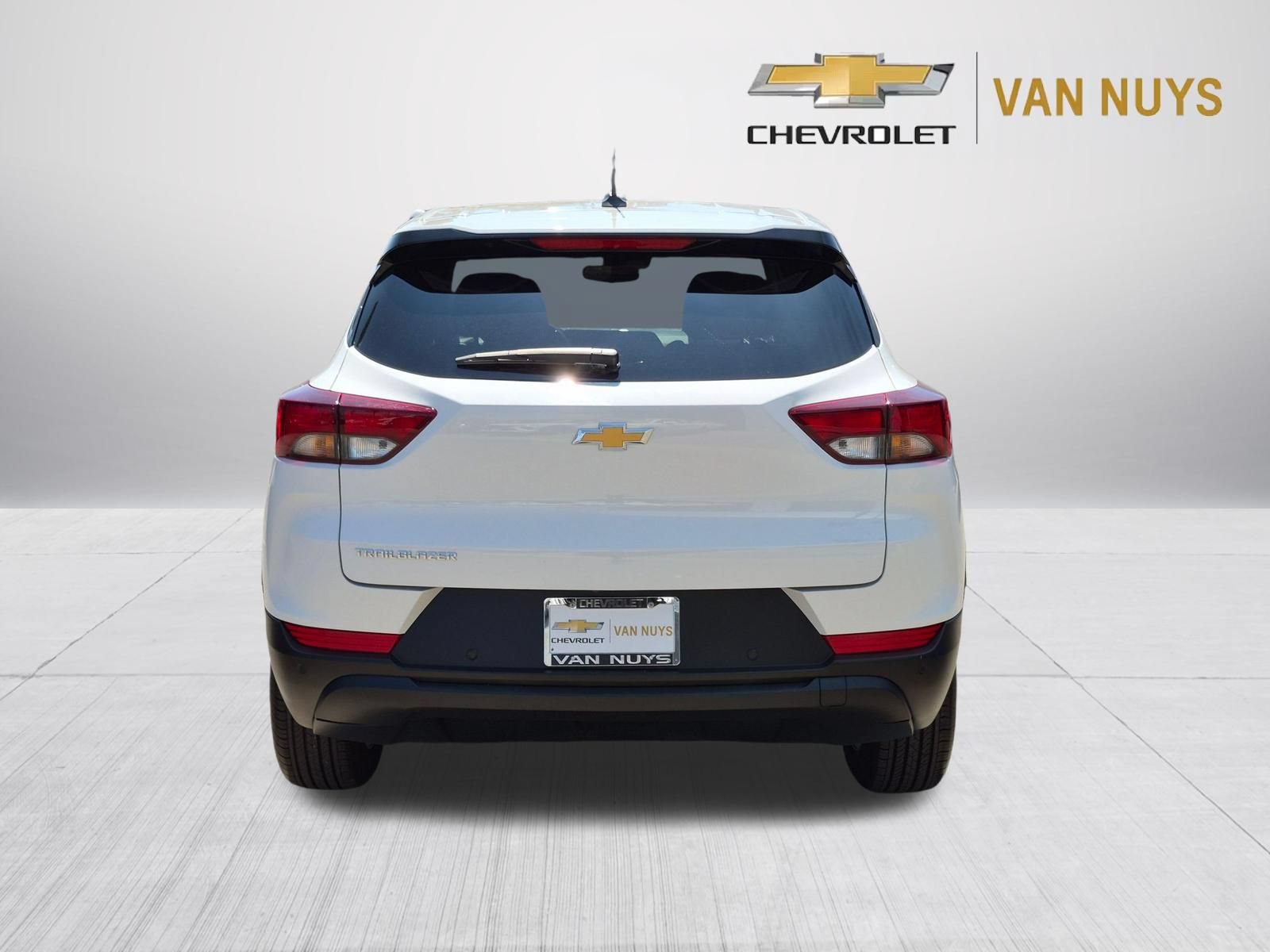 Used 2025 Chevrolet TrailBlazer LS w/ LS Convenience Package FWD image 6