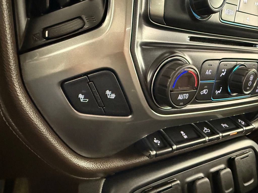 Used 2017 Chevrolet Silverado 1500 LTZ Z71 w/ LTZ Plus Package AWD/4WD image 28