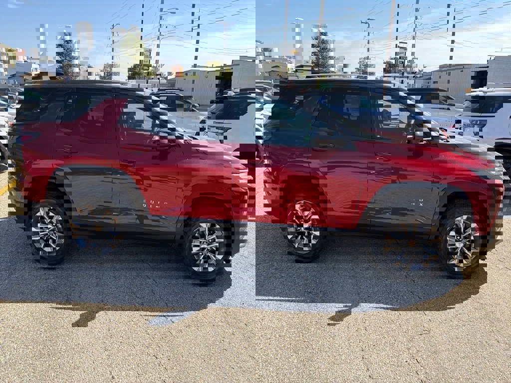 New 2026 Chevrolet Equinox LT w/ Convenience Package II image 3