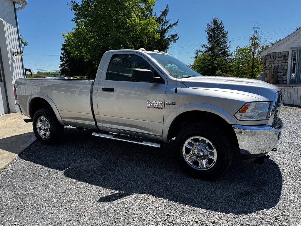 Used 2014 RAM 2500 Tradesman w/ Chrome Appearance Group AWD/4WD image 4