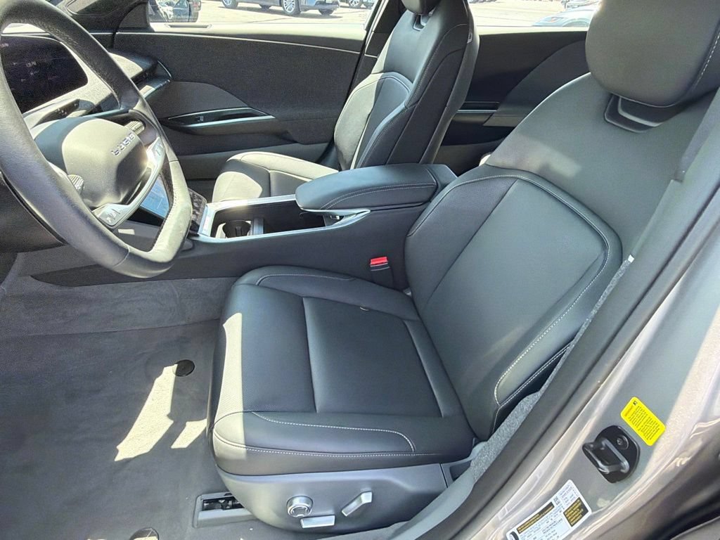 Used 2024 Lucid Air Touring AWD/4WD image 21
