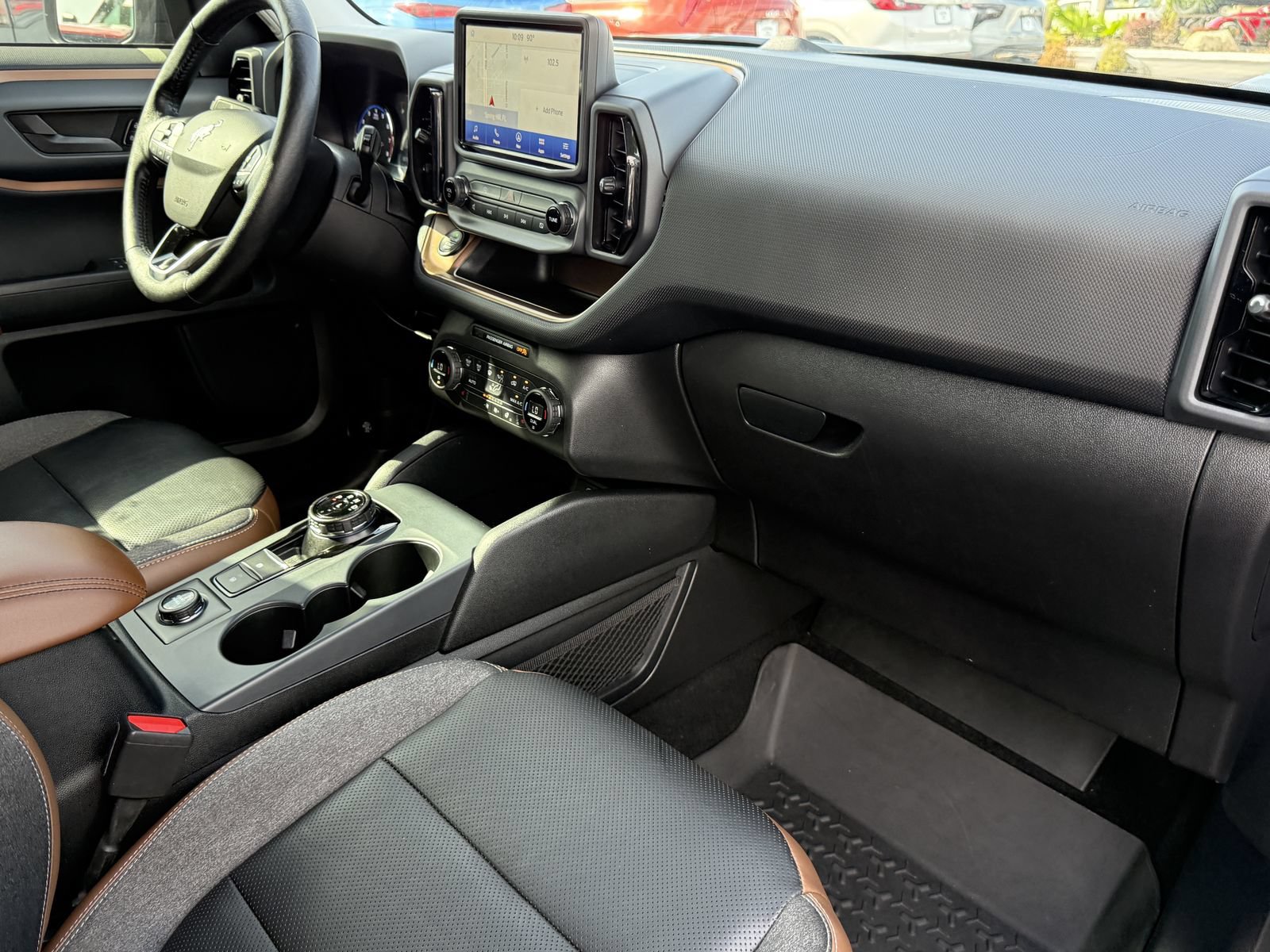 Used 2021 Ford Bronco Sport Outer Banks AWD/4WD image 14