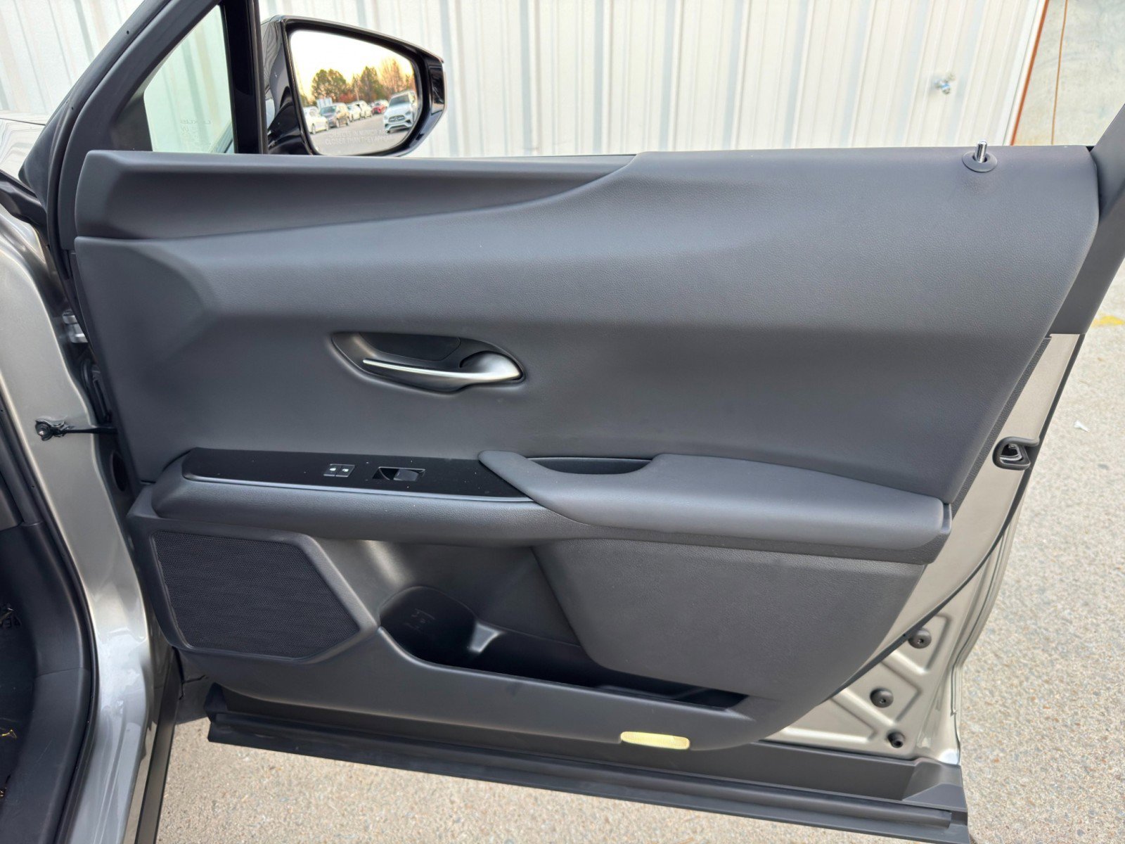 Used 2022 Lexus UX 200 image 41