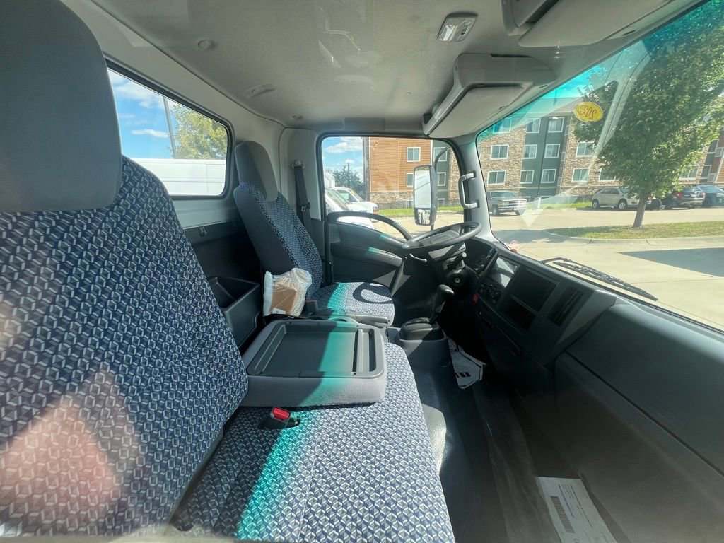 New 2024 Chevrolet Low Cab Forward image 13