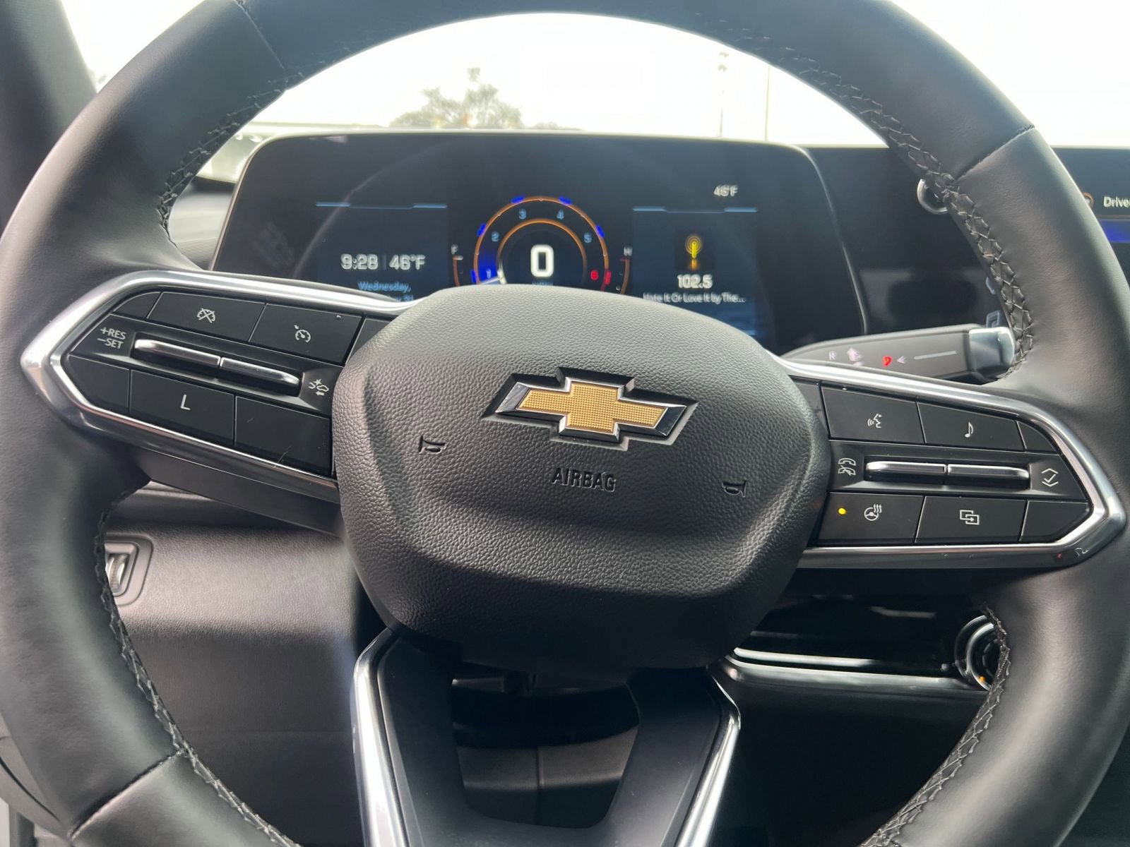 Used 2025 Chevrolet Equinox LT AWD/4WD image 28
