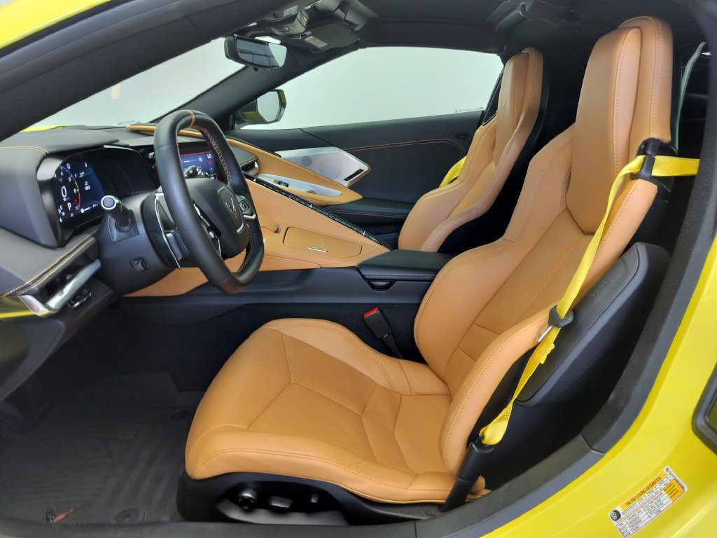 Used 2021 Chevrolet Corvette Stingray Preferred Cpe w/ Battery Protection Package RWD image 6