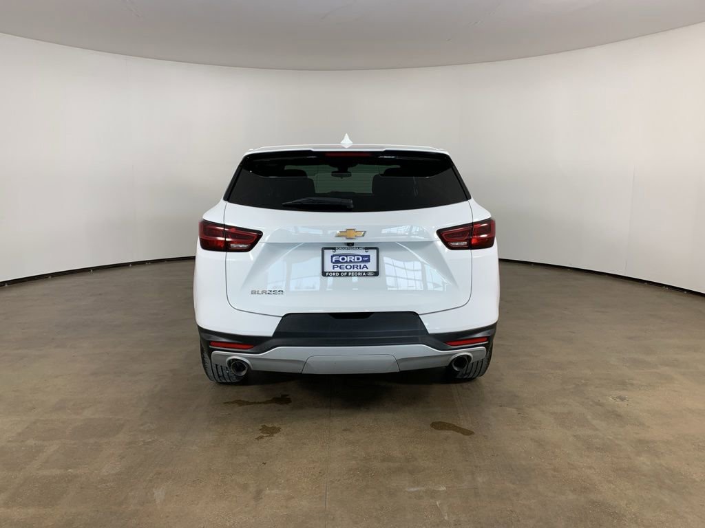 Used 2025 Chevrolet Blazer LT image 10