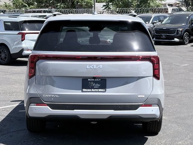 New 2026 Kia Carnival EX FWD image 5