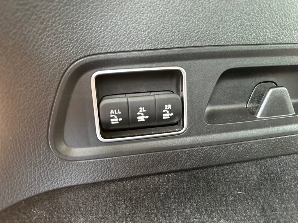 Certified 2024 Mercedes-Benz GLS 450 4MATIC image 33