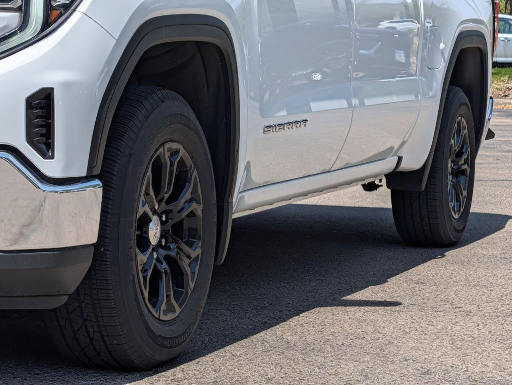Used 2024 GMC Sierra 1500 SLT AWD/4WD image 5