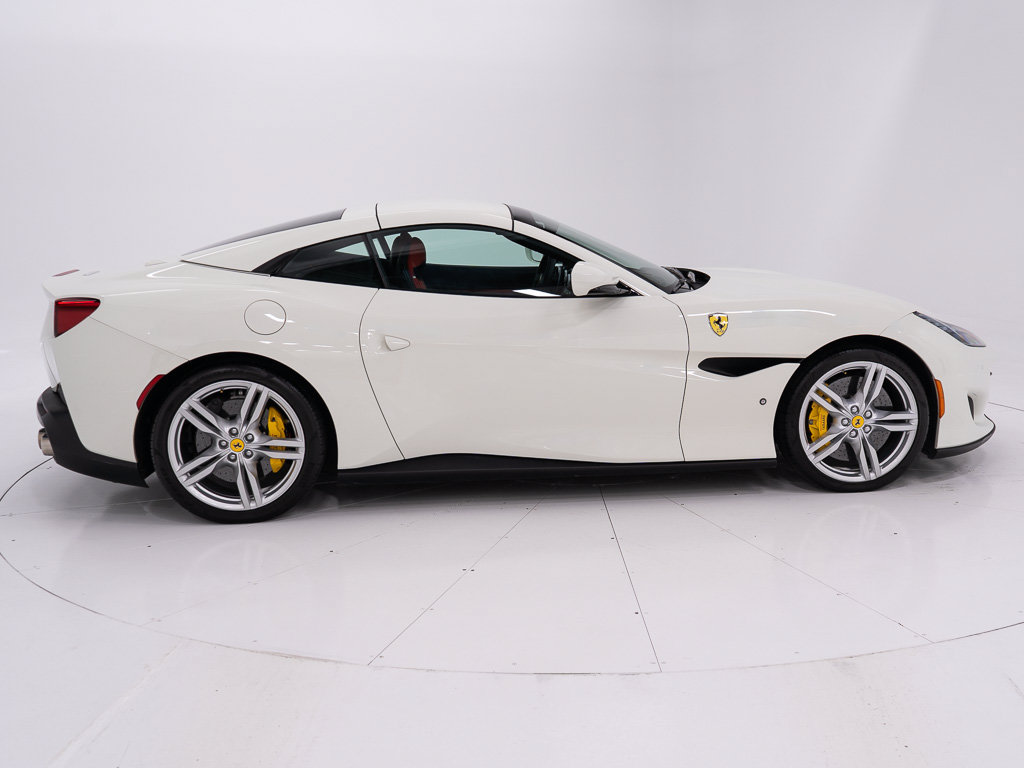 Used 2020 Ferrari Portofino RWD image 15