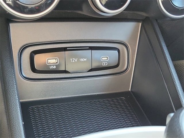 New 2026 Hyundai Venue SE image 11