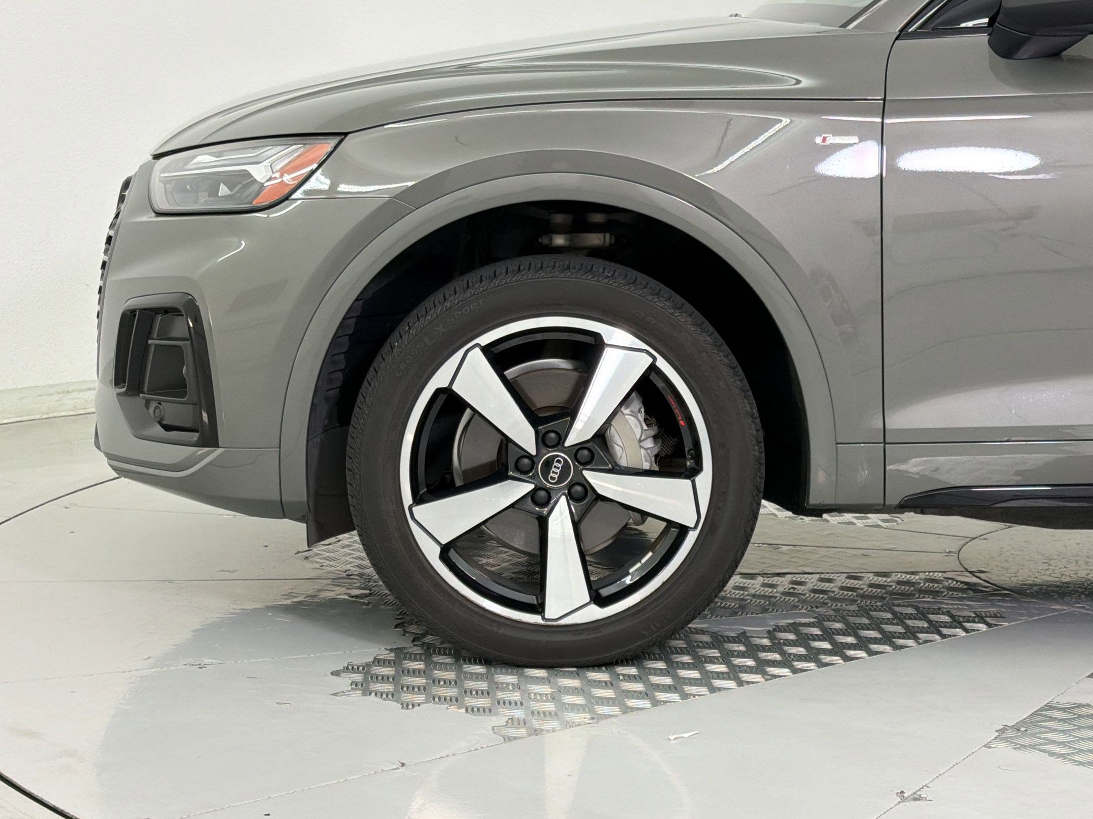 Certified 2023 Audi Q5 2.0T Premium Plus image 12
