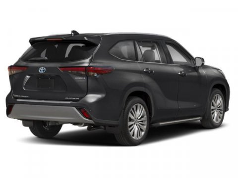 New 2026 Toyota Highlander Platinum image 2