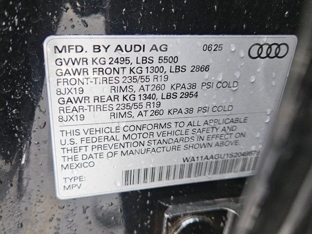 Certified 2025 Audi Q5 Premium w/ Convenience Package AWD/4WD image 23