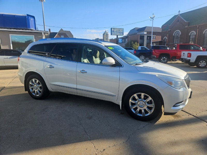Used 2013 Buick Enclave Premium image 4