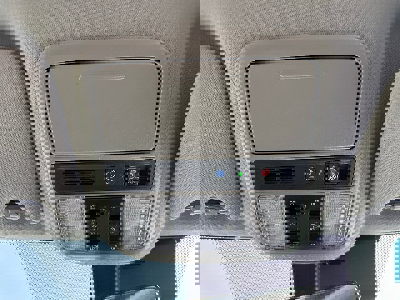 Used 2020 Honda Pilot Touring image 17