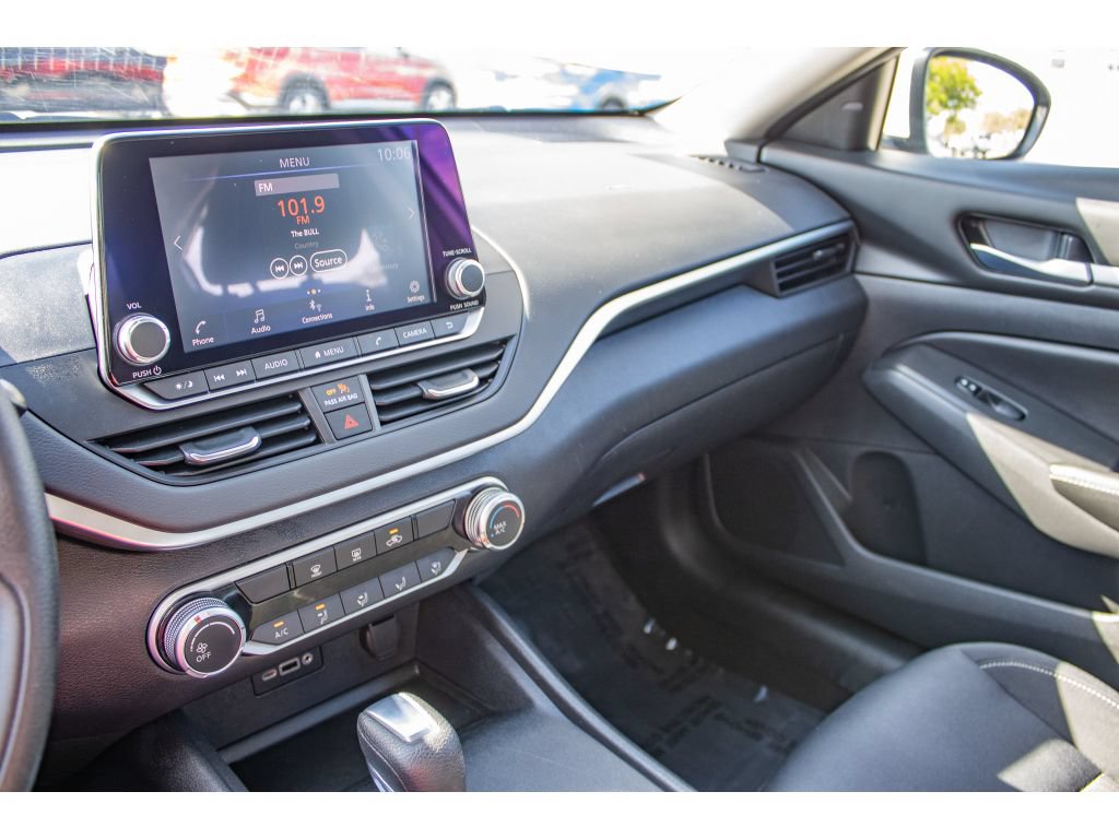 Used 2022 Nissan Altima 2.5 SV AWD/4WD image 40
