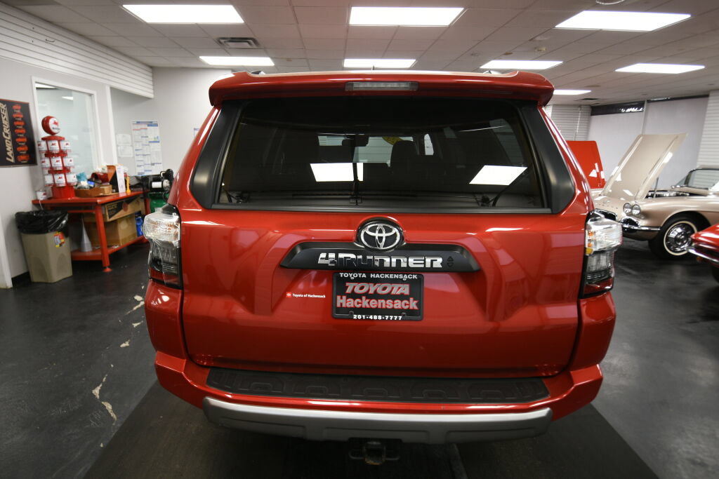 Certified 2023 Toyota 4Runner TRD Off-Road Premium w/ Moonroof Package AWD/4WD image 7