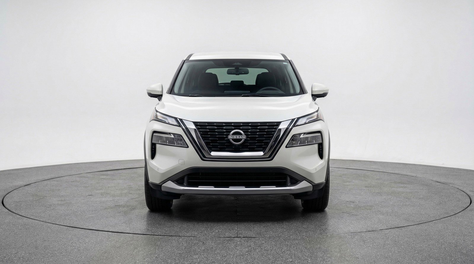 Used 2025 Nissan Rogue SV FWD image 2