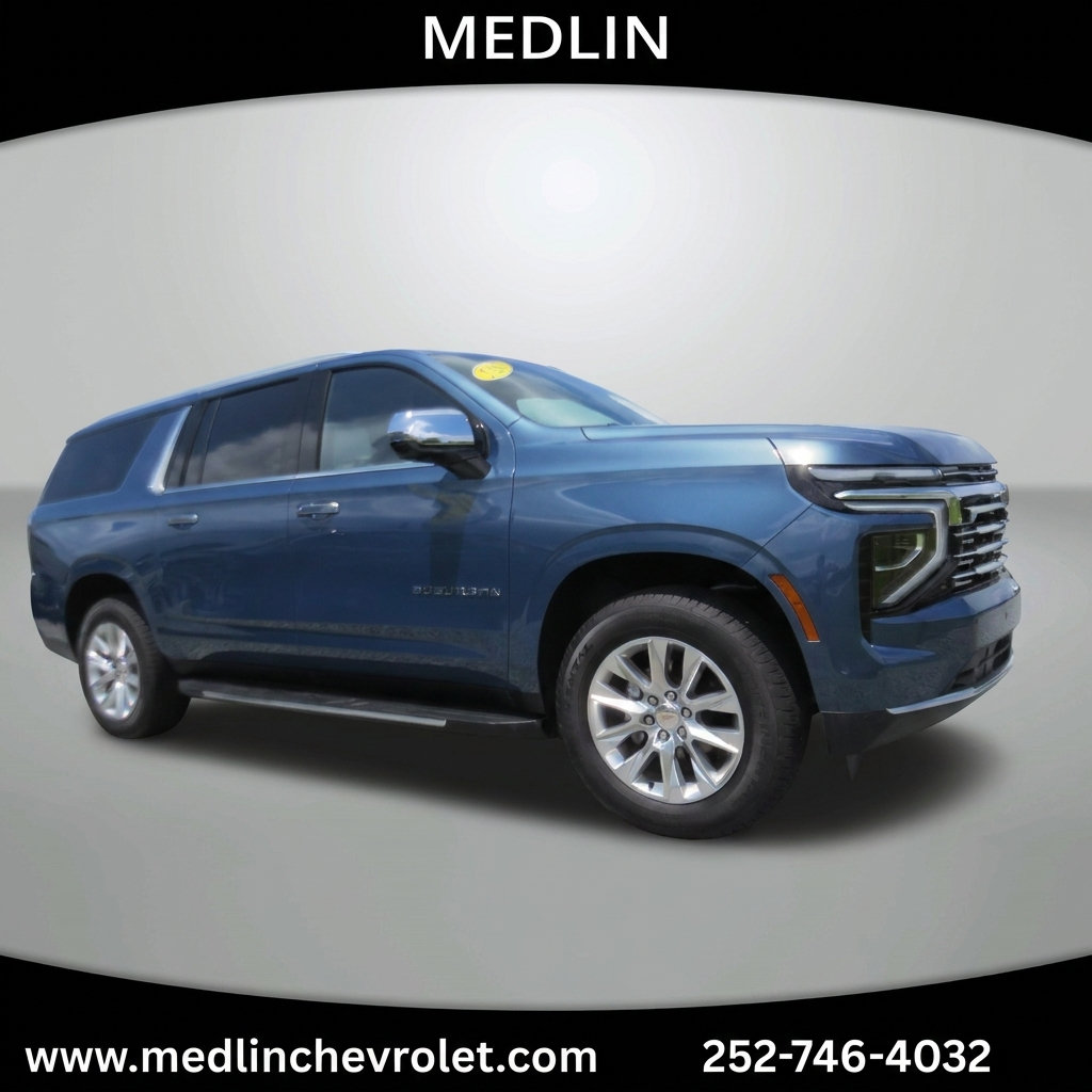 Used 2025 Chevrolet Suburban Premier AWD/4WD image 2