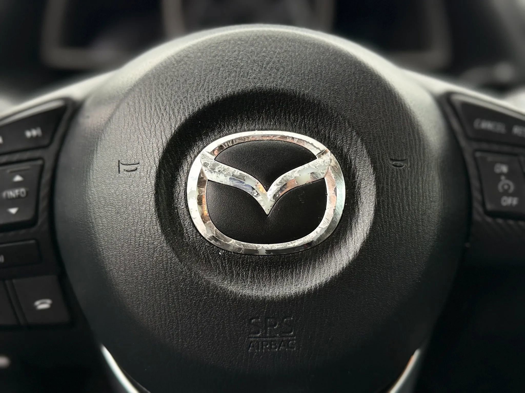Used 2015 MAZDA MAZDA3 i Touring FWD image 28