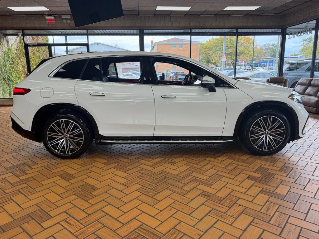 Used 2023 Mercedes-Benz EQS 580 4MATIC SUV image 9