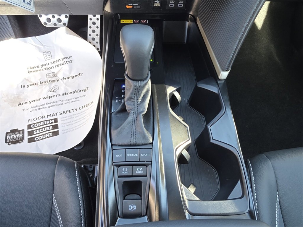 Used 2026 Toyota Camry SE image 27