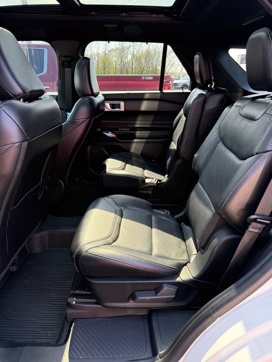 Used 2023 Ford Explorer ST w/ Equipment Group 401A AWD/4WD image 10