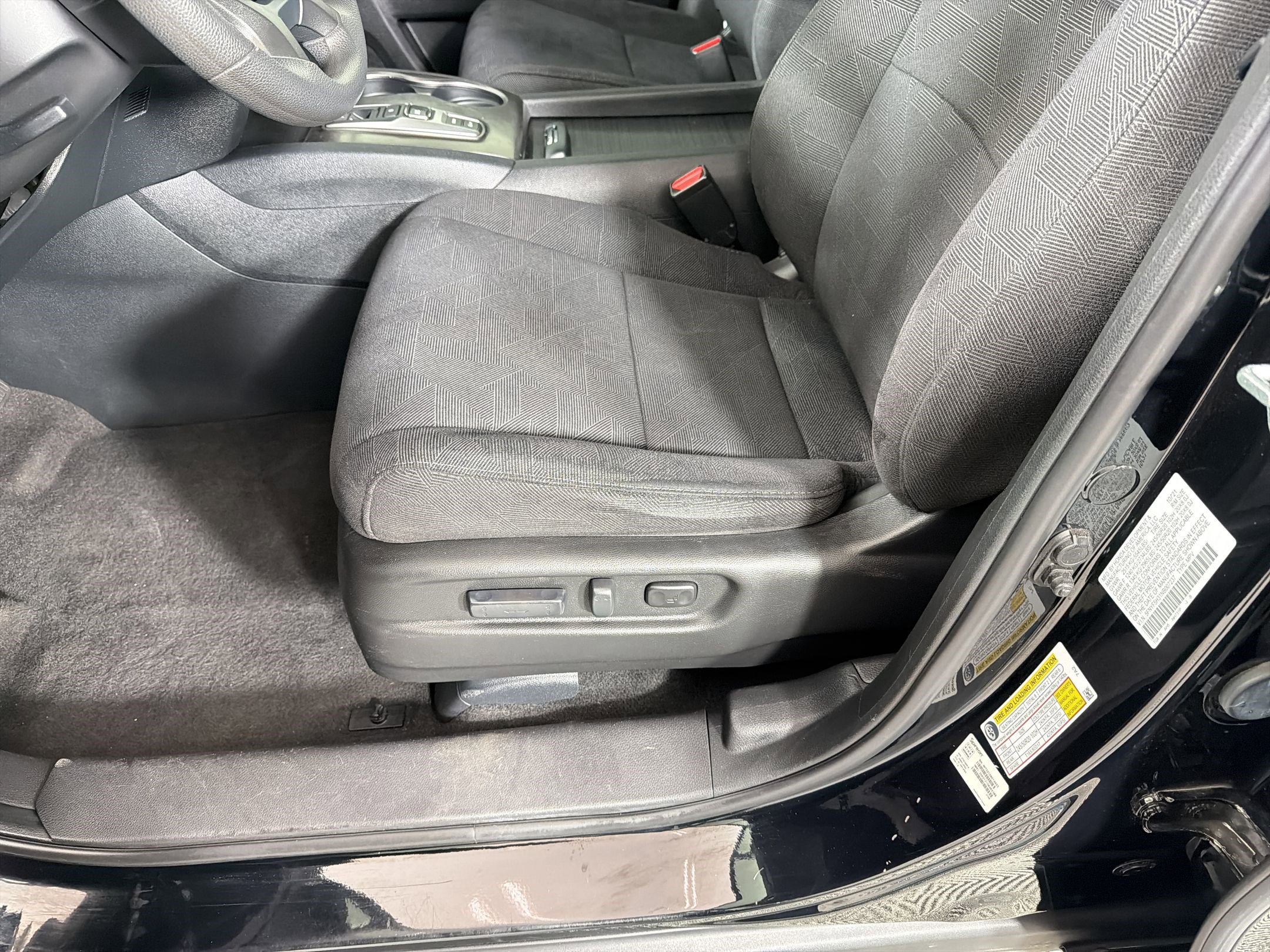 Used 2022 Honda Pilot Sport image 14