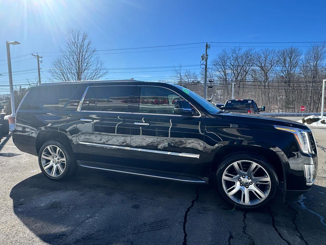 Used 2016 Cadillac Escalade ESV Luxury image 6