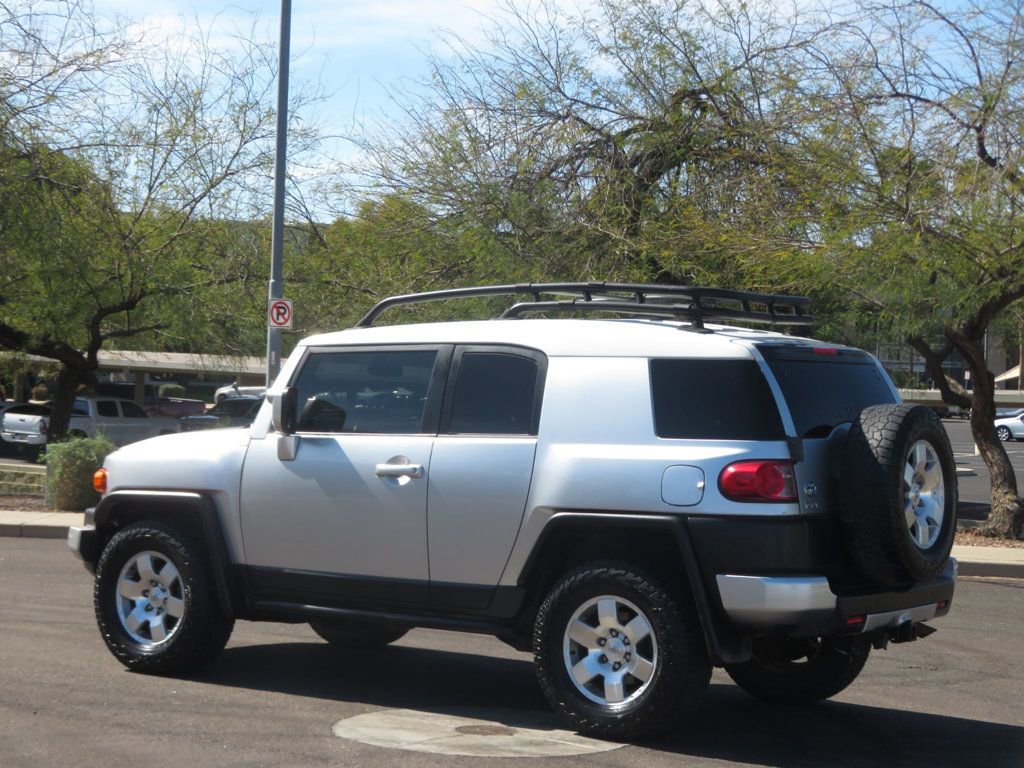Used 2007 Toyota FJ Cruiser 4WD image 5